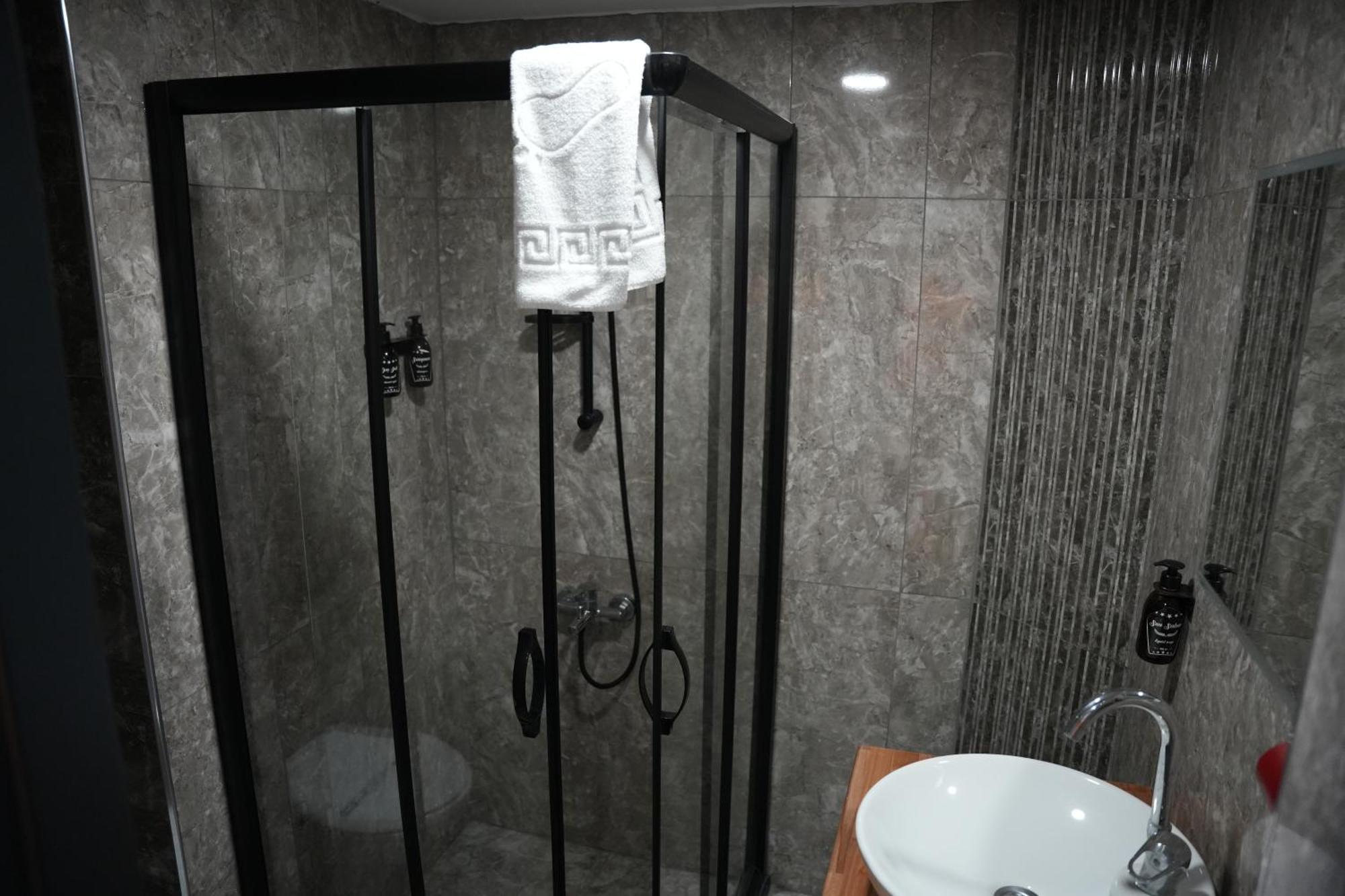 Eniza Hotel Mersin  Dış mekan fotoğraf